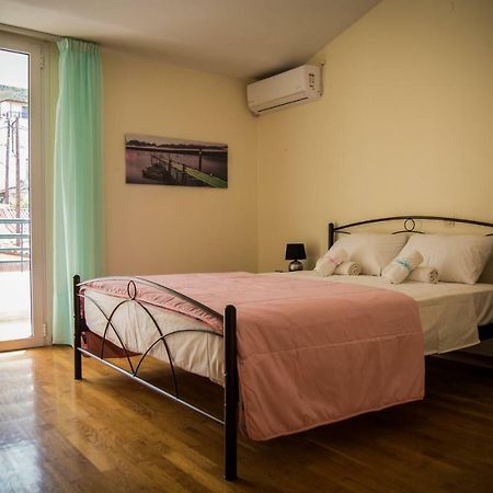 Aurora Family Loft Lägenhet Nafplion Exteriör bild